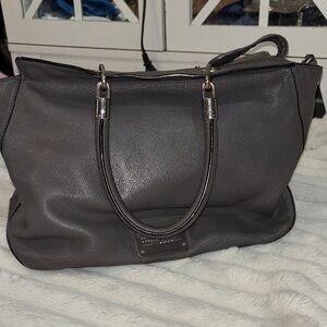 Fulton Marc by Marc Jacob’s Gray Leather Tote Bag great shape. W/ strap